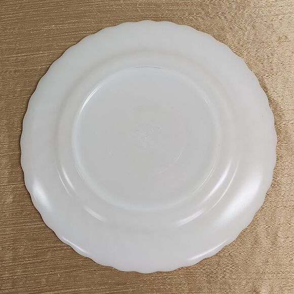 Anchor Hocking Fire King Plate 10" - Picture 3 of 6